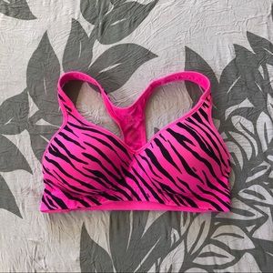 🌸 PINK zebra yoga/sports bra 🌸